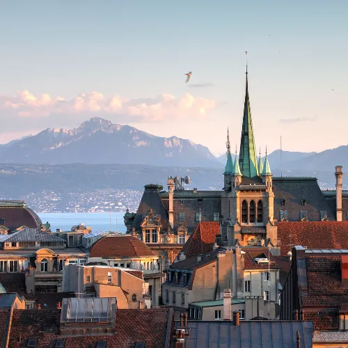 chauffeur transfert lausanne disponible pour circuits touristiques